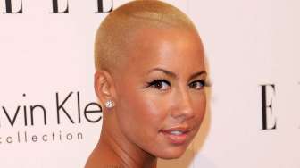 Amber Rose Trauma Lakukan Seks "Threesome"