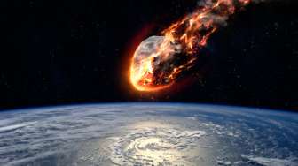 Meteor Jatuh Pecahkan Langit Malam di Wilayah Ini