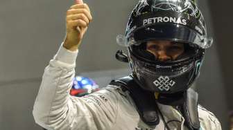 Rosberg Tempati "Pole Position", Vettel Start di Posisi Buncit