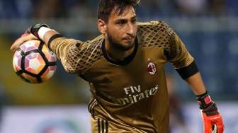 Montella Yakin Milan Pertahankan Donnarumma