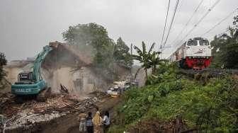  kelanjutan tahap pembangunan proyek jalur Double Double Track (DDT).  