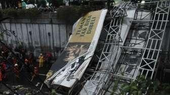 Jembatan Penyeberangan Orang Rubuh