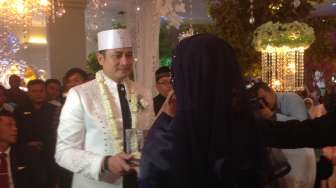 Ini yang Bikin Sarni Mau Dinikahi Ivan Fadilla