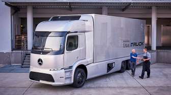 Bos Daimler: Perlu Ada Kejujuran Menuju Transisi Mobil Listrik