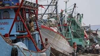 Nelayan Muara Baru Mogok Melaut