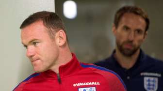 Posisinya Diganti di Tim Inggris , Rooney Malah Puji Henderson