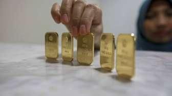 Jelang Akhir Pekan, Harga Emas Antam Turun Lagi Jadi Rp953.000/Gram