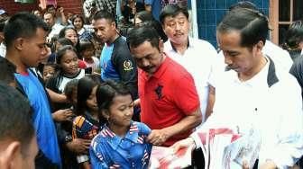 Jokowi Bertemu Teman Kecil Bermain di Sungai, Ini Kisah Serunya