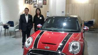 'Test Drive' MINI Cabrio Bisa di Pop-up Store Terbaru