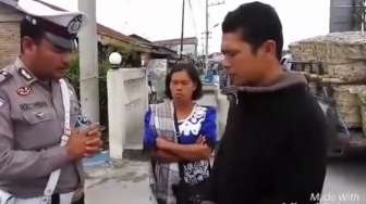 Heboh! Polisi Ajak Doa Pelanggar Lalu Lintas Sebelum Menilang