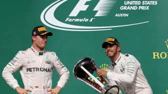 Hamilton Rebut Kemenangan ke-50 di Texas, Tempel Ketat Rosberg