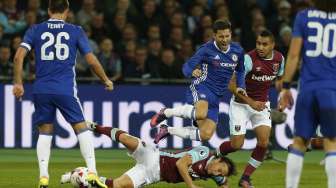 West Ham Pecundangi Chelsea, Southampton Singkirkan Sunderland