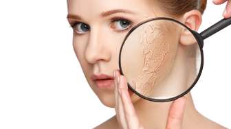 6 Rekomendasi Skincare Untuk Kulit Kering, Ramah di Kantong!