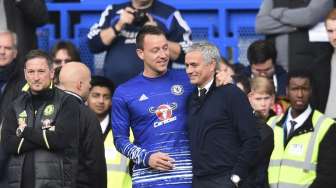 Conte Peringatkan Terry. Kenapa Ya?