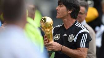 Tak Ingin Loew Pergi, DFB Kasih Gaji Rp57 M