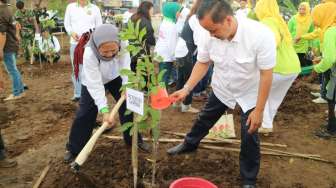 Kementerian PUPR Hijaukan Bantaran Sungai Citarum