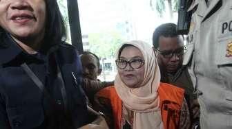 Siti Fadilah Eks Menkes yang Berani Lawan WHO Akhirnya Bebas dari Penjara