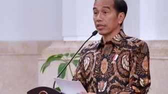 'Lepas Tangan', Jokowi Disebut Mirip Sukarno saat Bubarkan PKI