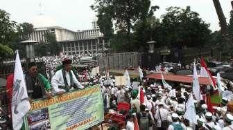 Konsentrasi Massa di Masjid Istiqlal