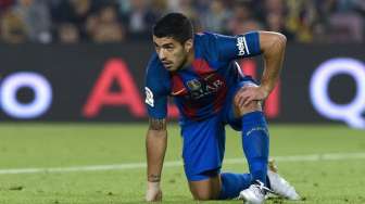 Suarez Belum Mau Tinggalkan Barca, MU Kembali Gigit Jari