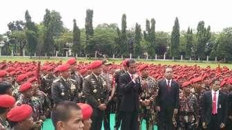 Jokowi di Markas Kopassus: Pasukan Ini Bisa Saya Gerakkan