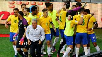 Brasil Pecundangi Argentina, Uruguay Petik Kemenangan