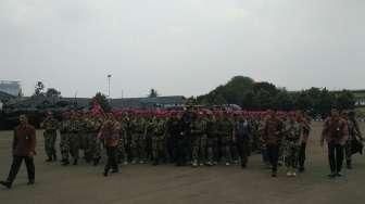 Heboh, Jokowi Dipanggul dan Diarak Prajurit Marinir