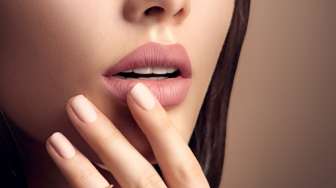 Bibir Gelap akibat Hiperpigmentasi Bikin Kurang PD, Ketahui Penyebabnya!