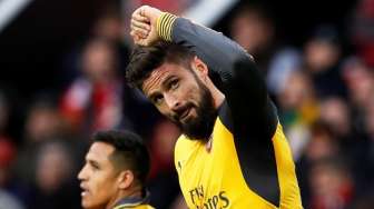 Sundulan Giroud Batalkan Kemenangan MU di Old Trafford