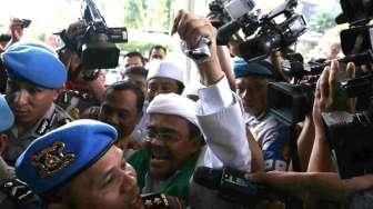 Dituduh Chat Sex, Polisi akan Periksa Rizieq dan Firza Husein