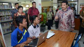 Pintu Masuk Pendidikan adalah Kesejahteraan Guru