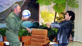 Fidel Castro Tutup Usia