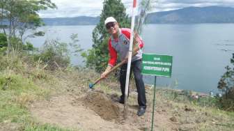 Penanaman Pohon Juga Dilakukan di Kebun Raya Samosir Sumut