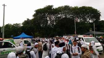 Anggota Marinir Ikut Bertakbir di Demo 2 Desember