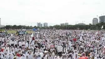 Aksi Super Damai di Monas