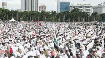 Aksi Super Damai di Monas