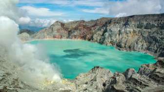 Asyik, Kawah Ijen Kembali Dibuka Untuk Wisatawan