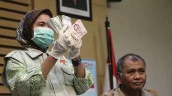 Barang Bukti OTT Pejabat Bakamla