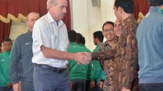 Timnas Garuda Dijamu Jokowi