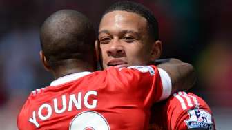 Mourinho Harap Depay dan Young Memaafkannya, Ini Alasannya