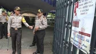 Tinjau Persiapan Natal di Katedral