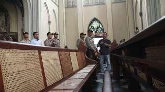 Tinjau Persiapan Natal di Katedral