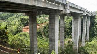 Pergeseran Jembatan Cisomang Terjadi pada Pilar Kedua