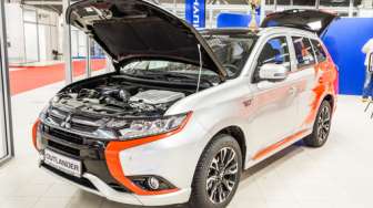 Bikin Mobil Hibrida, Nissan Comot Teknologi PHEV Mitsubishi