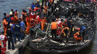Anak Kenali Ibunya yang Jadi Korban Zahro Express dari Sendal