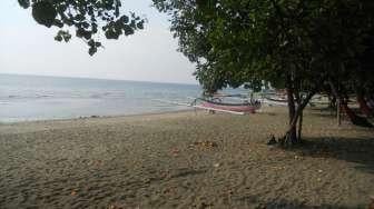 Pantai Pasir Putih Situbondo, Memiliki Pesona Keindahan Bawah Laut yang Mengagumkan