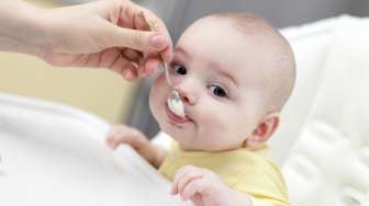 Memahami Miskonsepsi Stunting Agar Bunda Tak Keliru Kasih Nutrisi ke Bayi