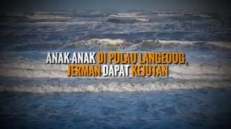 Anak-anak di Pulau Ini Temukan Hal Ajaib dari Laut