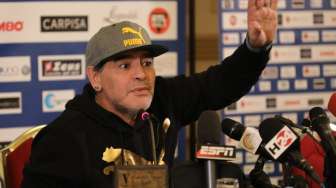 Maradona: Putin Hebat, Donald Trump Cuma Tokoh Komik