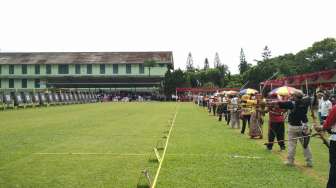 Berhasil Bidik Warna Kuning, Jokowi Tertawa